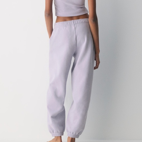 TNA Cozy Fleece High Rise Joggers in Taupe 27” - Description! - Picture 2 of 10